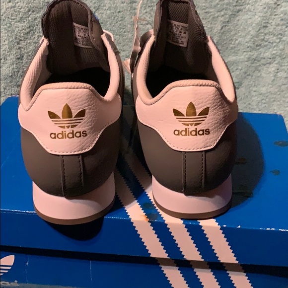 Adidas - Picture 3 of 6